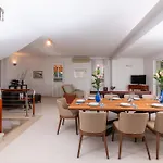 Philippa - Luxurious Five-room - Idyllic Location - First Row To The Sea - Spectacular View Of The Sea Bay - Unforgettable Sunsets - 15 Minutes From Supetar Ferry Port - Free Parking - Private Heated Pool Villa Sutivan