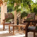 Philippa - Luxurious Five-room - Idyllic Location - First Row To The Sea - Spectacular View Of The Sea Bay - Unforgettable Sunsets - 15 Minutes From Supetar Ferry Port - Free Parking - Private Heated Pool Villa *