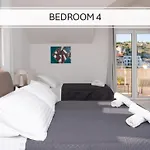 Villa Philippa - Luxurious Five-room - Idyllic Location - First Row To The Sea - Spectacular View Of The Sea Bay - Unforgettable Sunsets - 15 Minutes From Supetar Ferry Port - Free Parking - Private Heated Pool